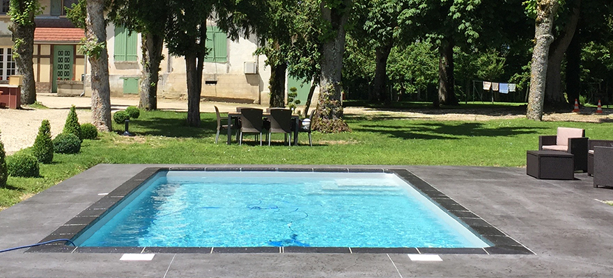 Contour de piscine en béton ARTICIMO Imprimé